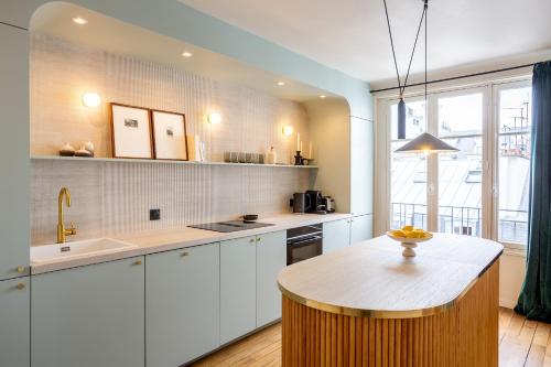 Habitat Parisien 2BR-2BA AC Madeleine -Opera