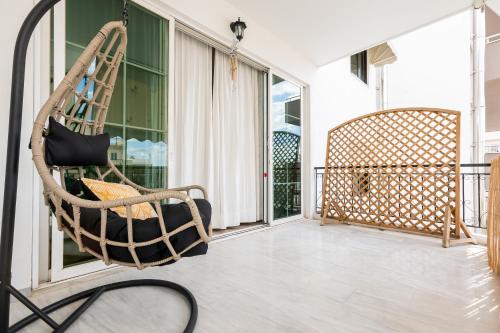 Spacious 144sqm flat near Mount Ymittos