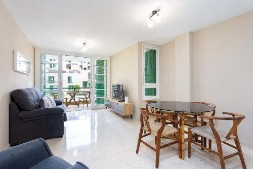 Home2Book Terrace Apartment with Pool in Arona