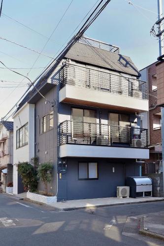 ISSHUKU NOMA池袋III -302 Triple Room