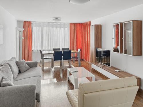 Amazing 2BR near Lake - Flower 33