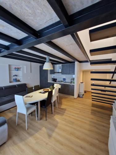 Apartment Mira