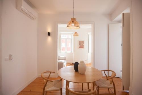 FLH Arroios Boho-Chic Apartment