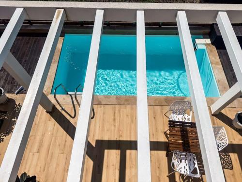 Seaside Pool Villas by BookVillaEU