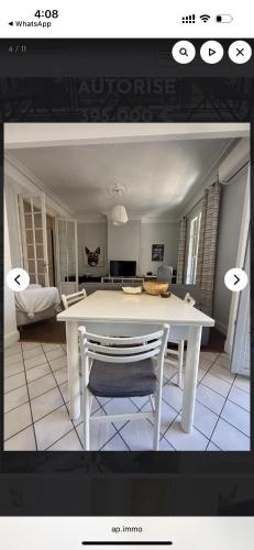 COOL APARTMENT & 10 MIN to SEA