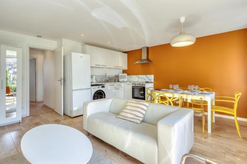 Roxane - Parking Privé et Terrasse