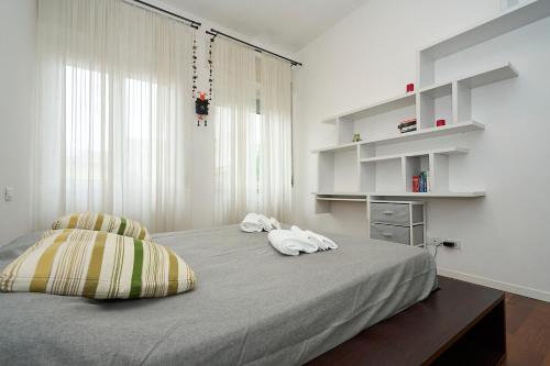 City Life - DUOMO Cozy Flat - Free Indoor Parking