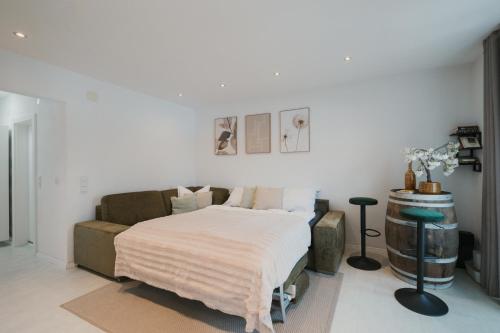 Modern City Centre Apartment Just Steps from Mirabell Palace