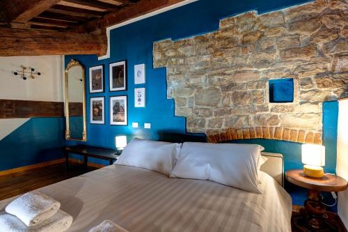 Agnese Apartment by Mamo Florence