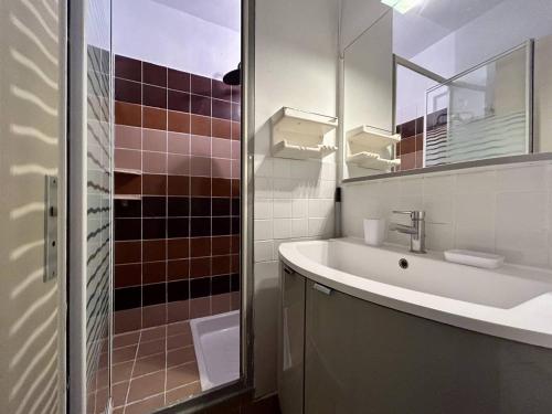 CR040-B119 Appartement vue mer CANET SUD