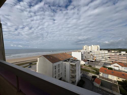 Appartement cosy pour 4 à 50m de la plage à St Hilaire - FR-1-323-448