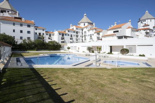 Vilamoura Secret - City center with pool by HD