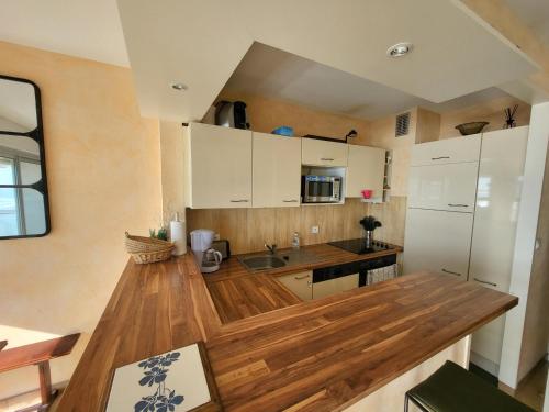 Appartement 2 Chambres Face Mer - Parking, Animaux Ok