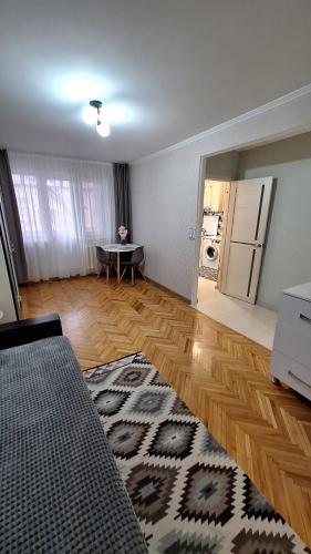 Et opholdsområde på Apartamentul Teilor