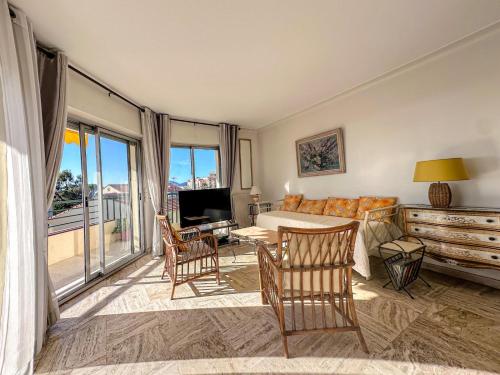 Cannes 2 chambres - Vue mer - Parking - Proche palais festival & Plages