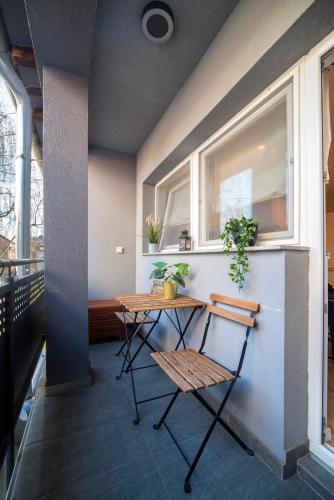 Memories - 2BR Apartment - Free Parking