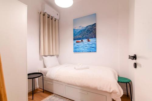 Micha's 2BR Apartment in Koukaki - Central Athens