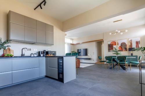 Modern marvellous apartment with free parking