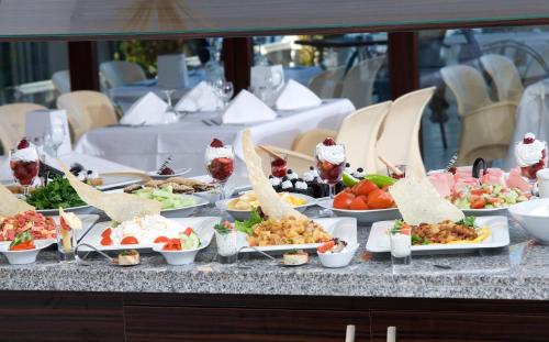 Đồ ăn tại/gần khách sạn