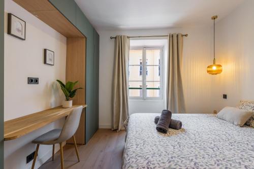 Bright 3 rooms apartment close to Place Massena