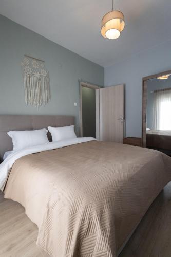 Sunny 85sqm Flat in the centre of Thessaloniki, Delfon 5