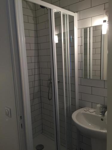 Un baño de Au Patio Morand