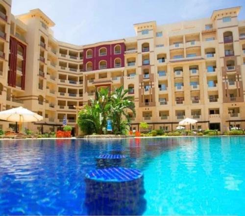 فرولانزا الخمسين ستوديو