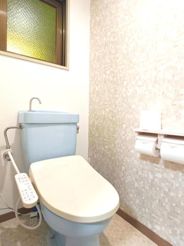 Kyobashi Station Walking Distance ,Direct Access to USJ, Kansai Airport, Kyoto, Nara ,Maximum 4 Guests