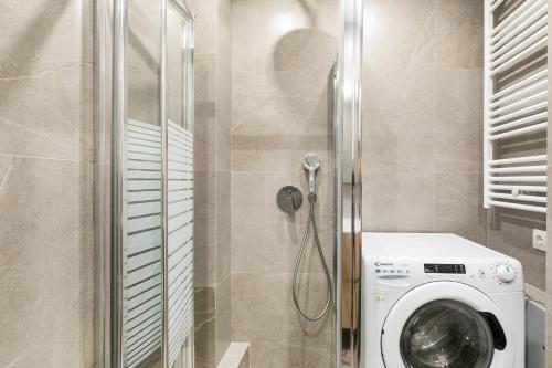 Anatoli - Athenian 2-BR Apartment in Athens