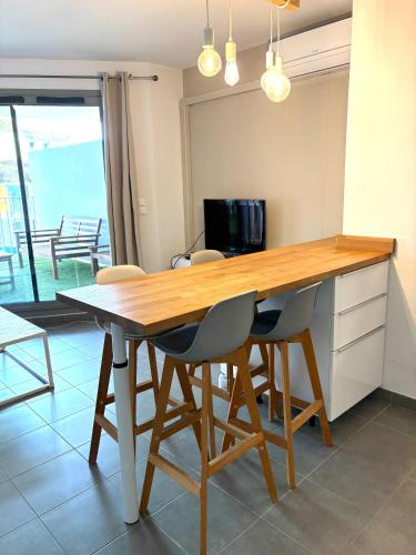 Montpellier Port Marianne T2 45 m2 terrace 20 m2