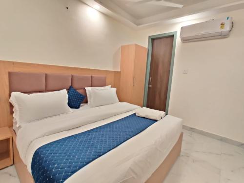 Gallery image of Hotel KALRA 300 Mtr from golden temple in Amritsar
