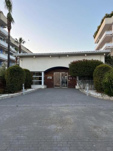 Port Canigó Apartment Pool Beach Parking