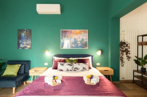 Historic Center Boho Apt - 5min Colosseum, 300m to Metro, A-C