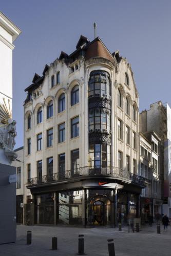 Foto A Place Antwerp - Boutique Suites & Flats - Meir 41 2