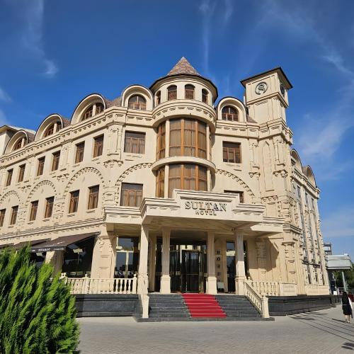 Rakennus, jossa hotelli sijaitsee