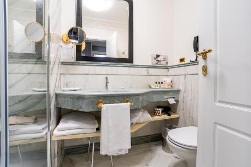 Art Hotel Orologio photo 162