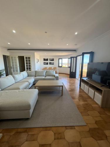 Peniche Surf & Sunset House