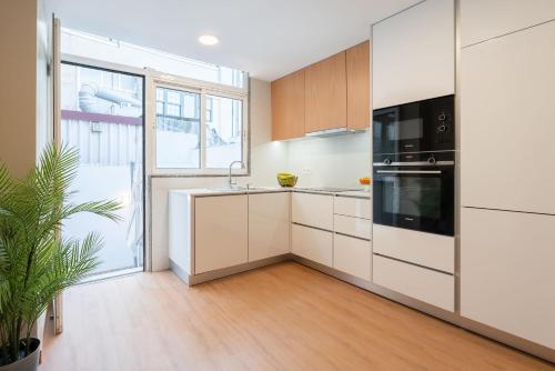 Artistic & Elegant Flat with Terrace by HostWise