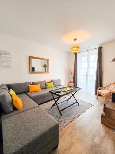 J1 Lumineux, cosy, proche gare, thermes
