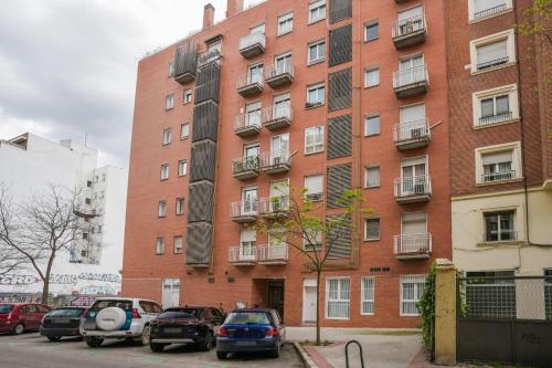 Spacious stylish - 2BD 1BTH - Cuatro Caminos