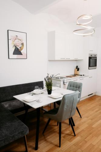 FREE Parking, Nespresso, Netflix