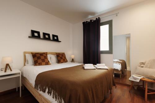 Bright Apartment with Terrace on Paseo de Gracia