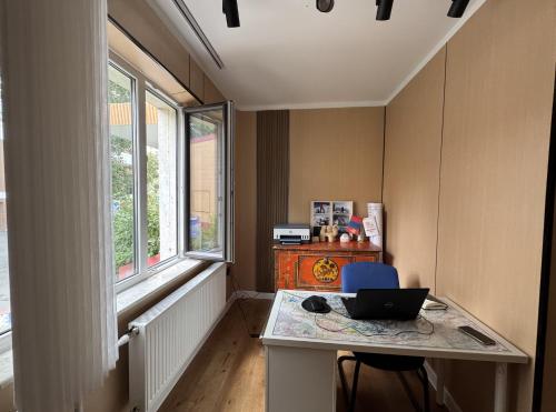 Кухня или мини-кухня в Mongolian Vision Tours
