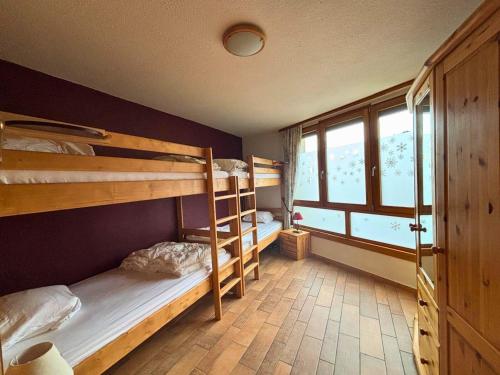 Appartement pour 5 personnes avec cuisine équipée et balcon - FR-1-452-393