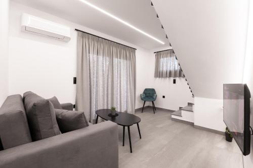 La Boheme modern living