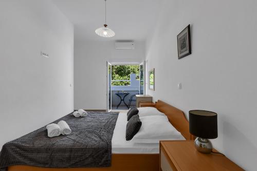 Villa Ozzie - Private Pool - Seaview