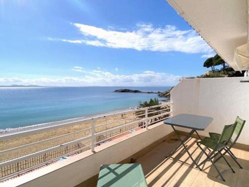 Bonito apartamento cerca de la playa en Roses con aparcamiento privado - HISP-312-29