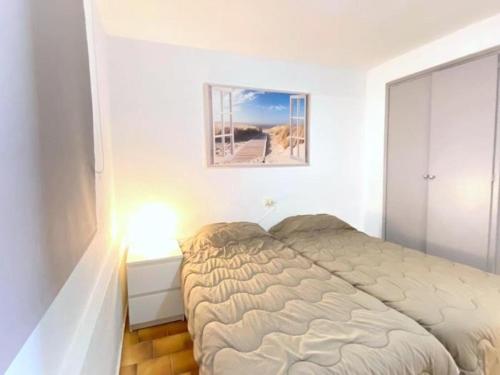 Bel appartement rénové en bord de plage avec parking privé à Roses