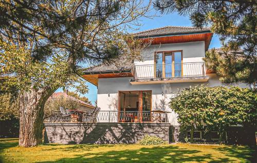 Stunning Home In Myslenice With Wifi