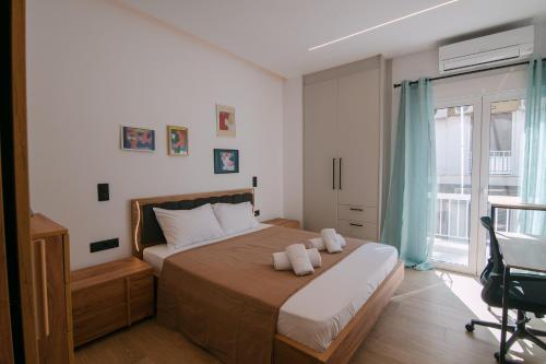 Stylish 2BR Apartment with Balcony in Exarcheia
